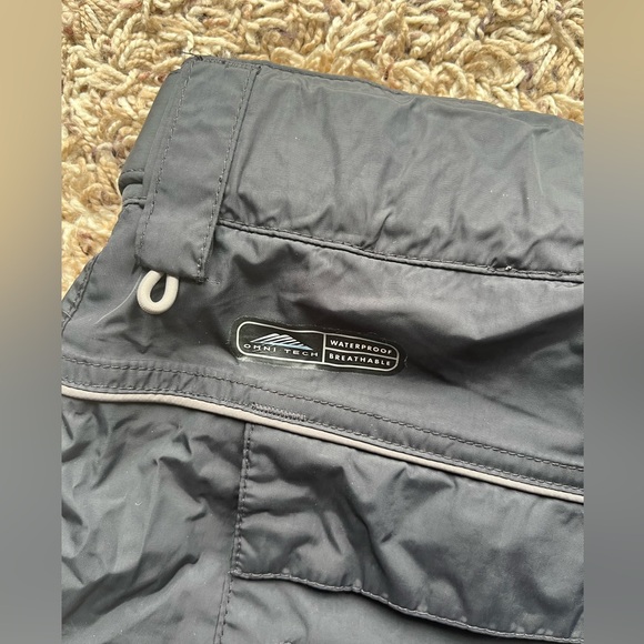 Women’s Columbia snow pants - Picture 3 of 11